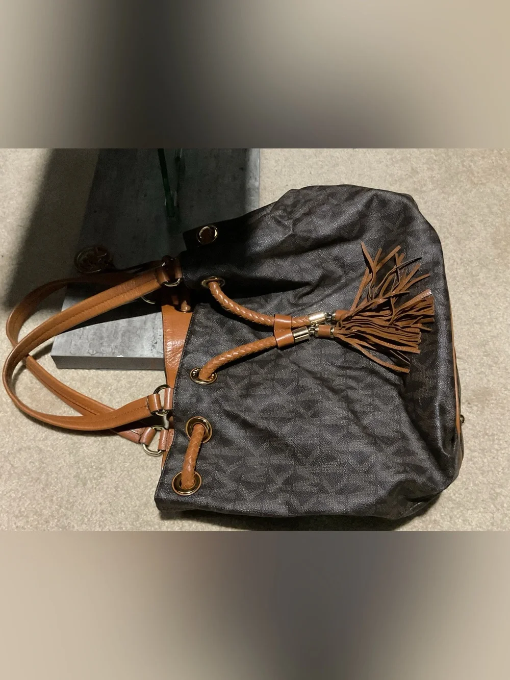 Michael Kors Bucket Bag